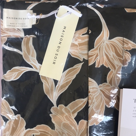 Floral Robe - Picture 2 of 3